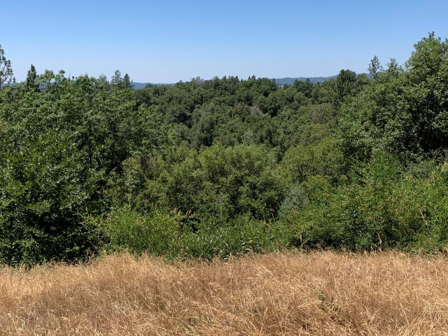 Photo of 6294 Gray Rock Rd in Somerset, CA