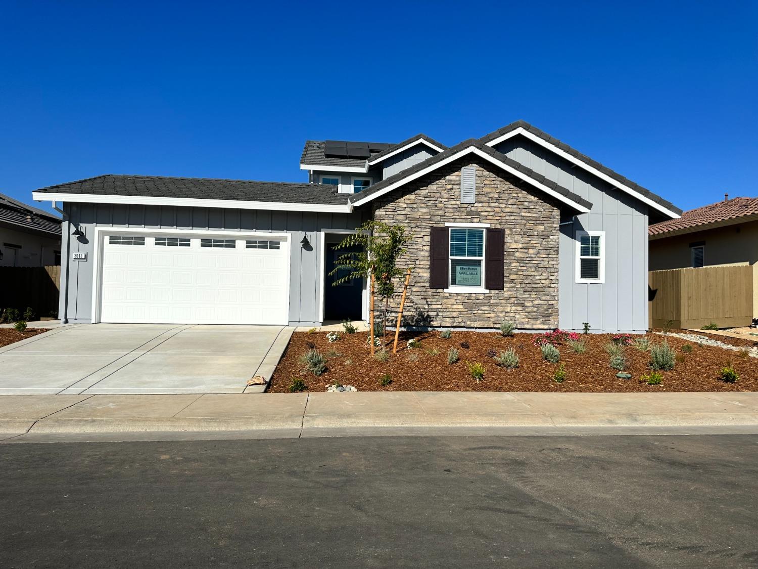 Photo of 3013 Atirro Wy in Rancho Cordova, CA