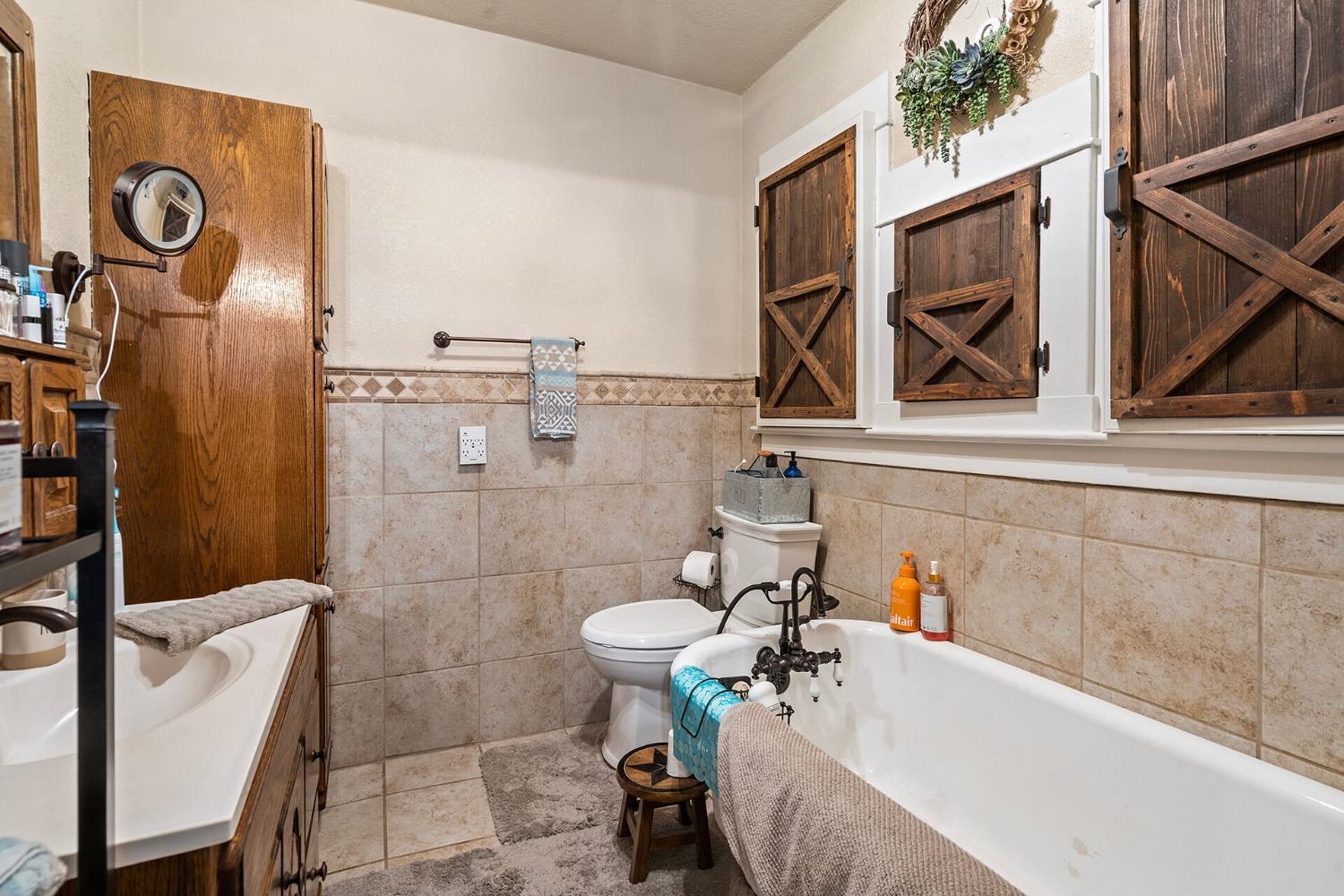 Detail Gallery Image 14 of 63 For 5148 Central Ave, Ceres,  CA 95307 - 3 Beds | 2 Baths
