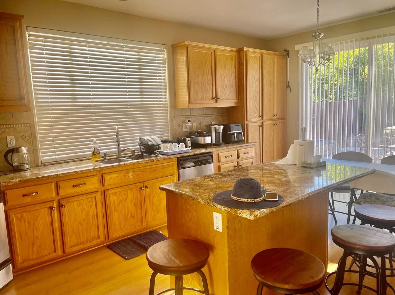 Montgomery Hill Drive, Antioch, California image 17