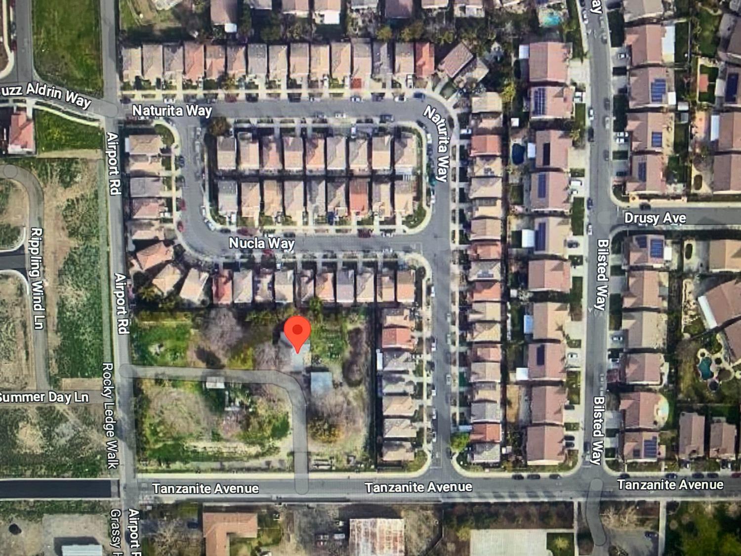 Photo of 3600 Airport Rd in Sacramento, CA