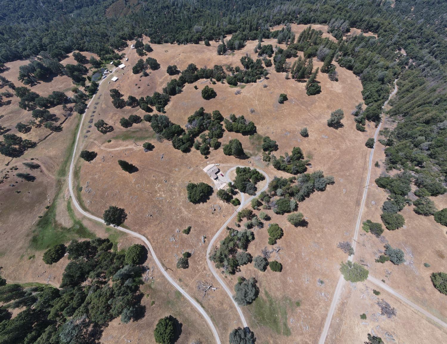 Detail Gallery Image 1 of 1 For 6100 Lone Barn Rd, Somerset,  CA 95684 - 4 Beds | 4 Baths