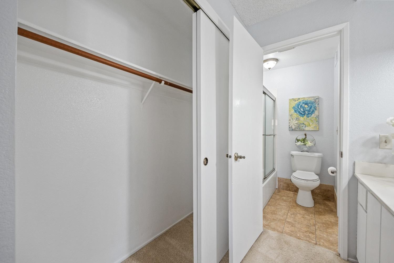 Photo #28: 223065812 Listing: Photo #28