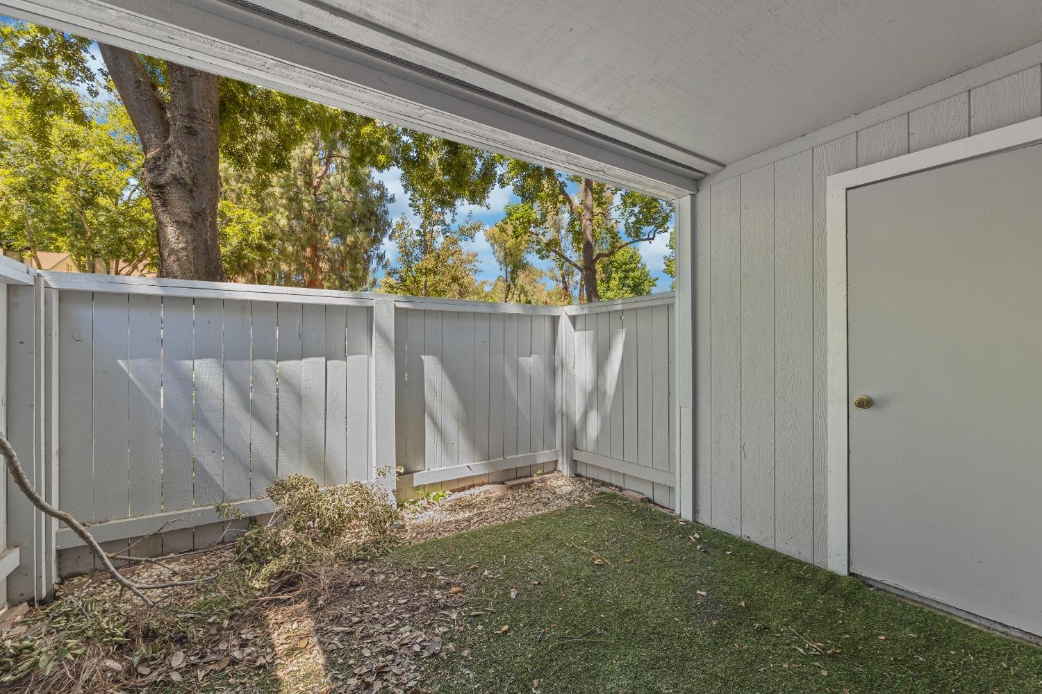 Photo #33: 223065812 Listing: Photo #33