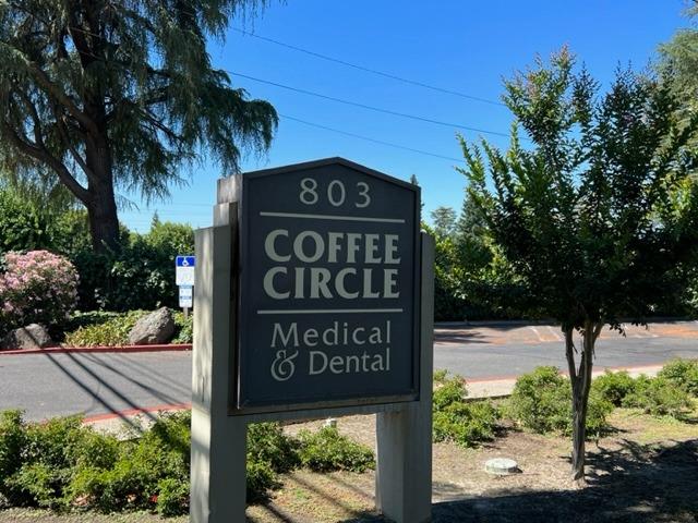 Photo of 817 Coffee Rd in Modesto, CA