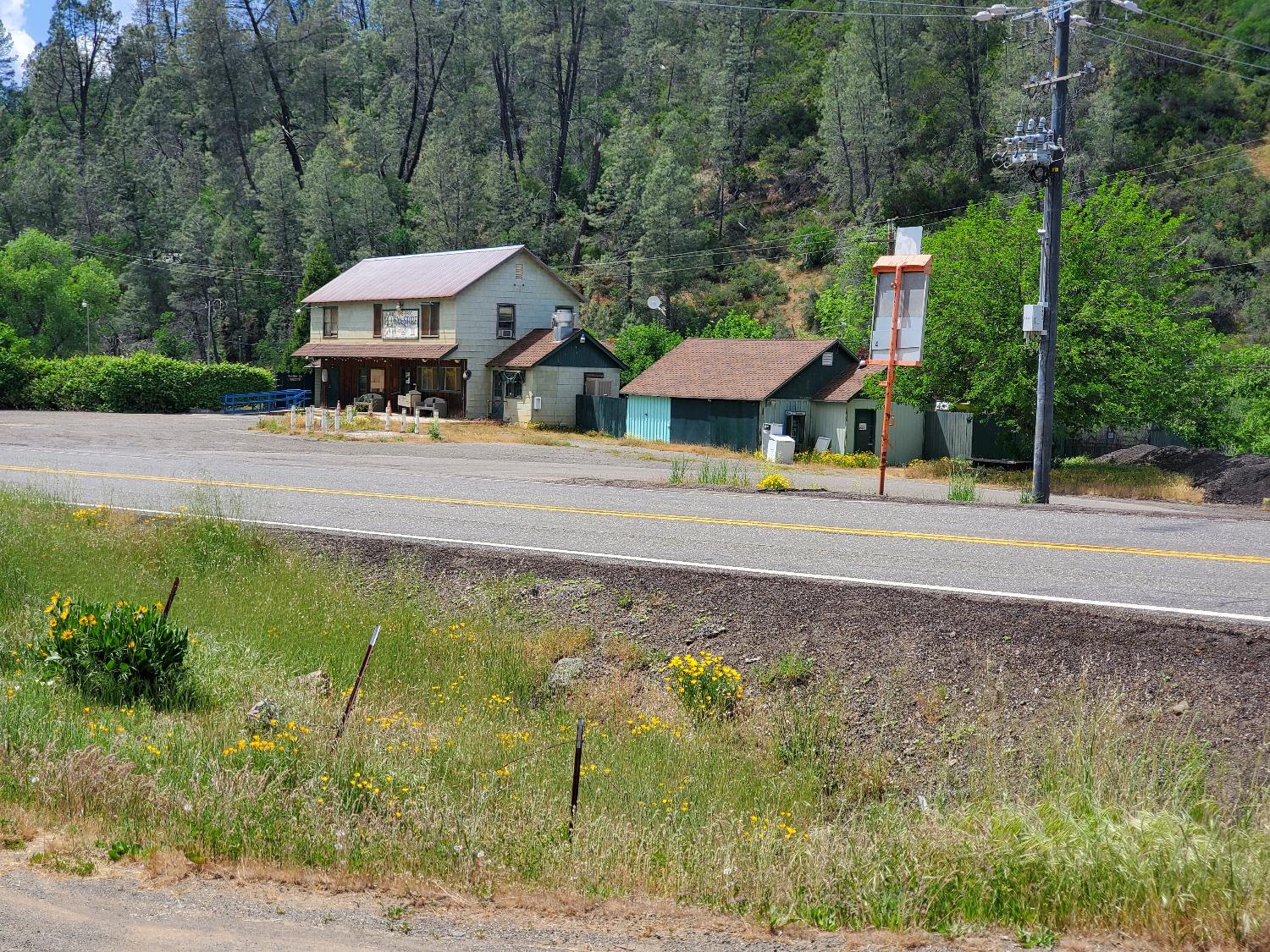 Photo of 4554 W State Hwy 36 in Platina, CA