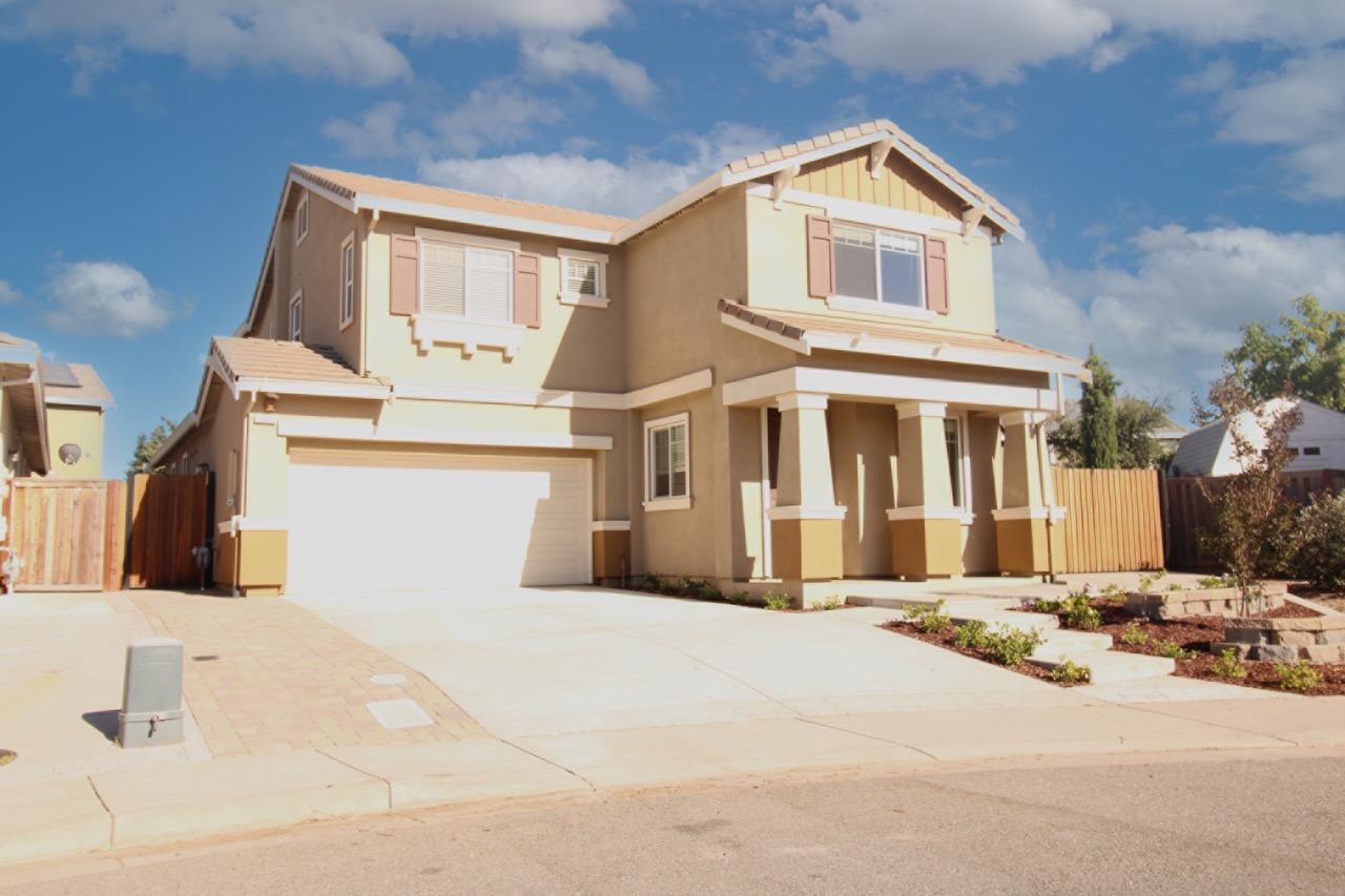 Photo of 2565 Millbrook Ct in West Sacramento, CA