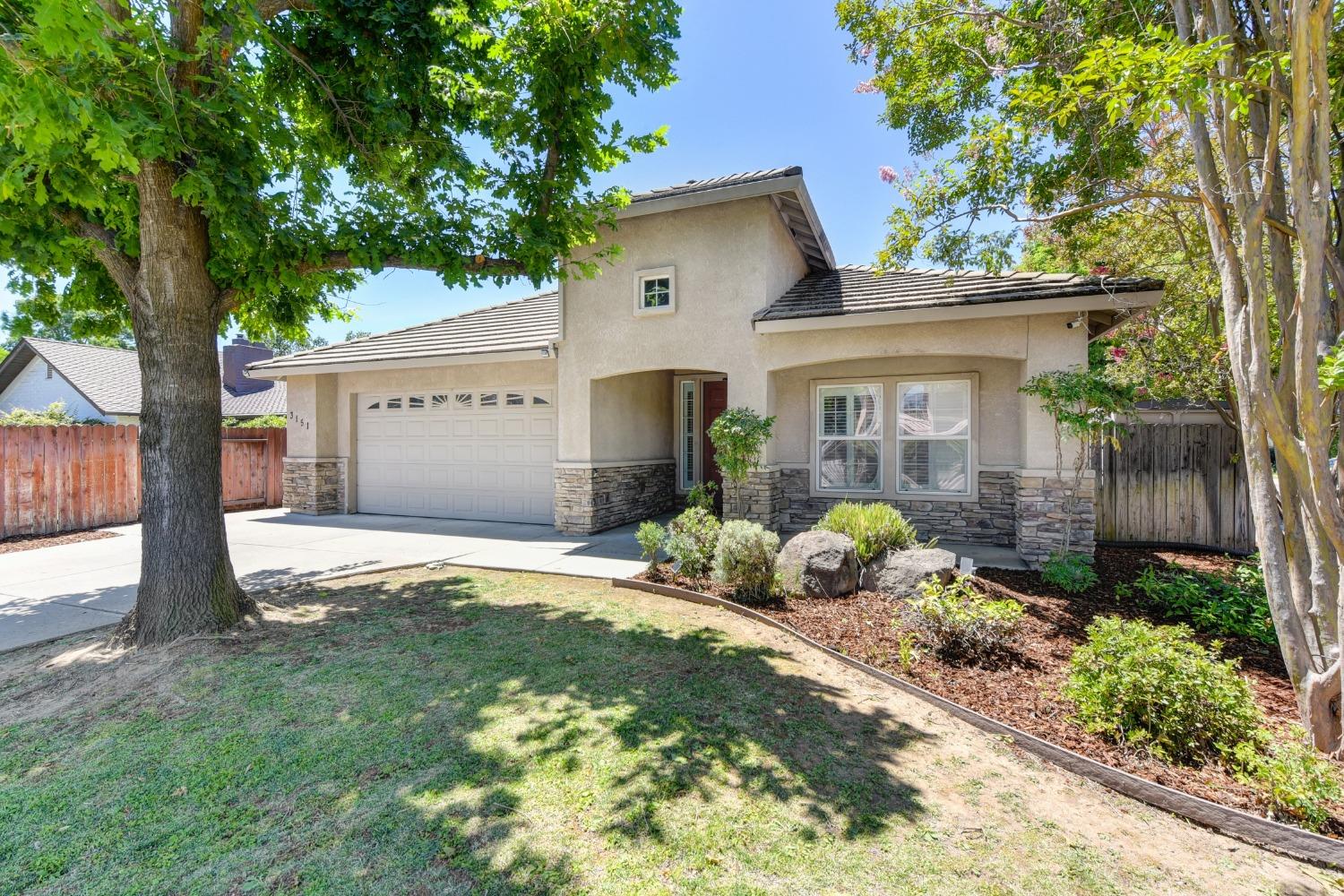 Photo of 3151 Garfield Ave in Carmichael, CA