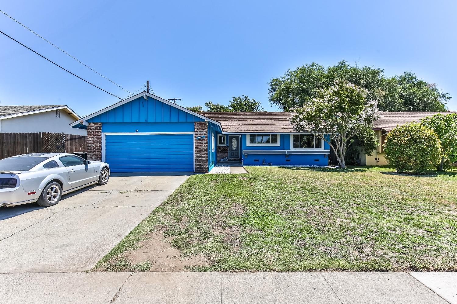 Photo of 5328 Hillsdale Blvd in Sacramento, CA