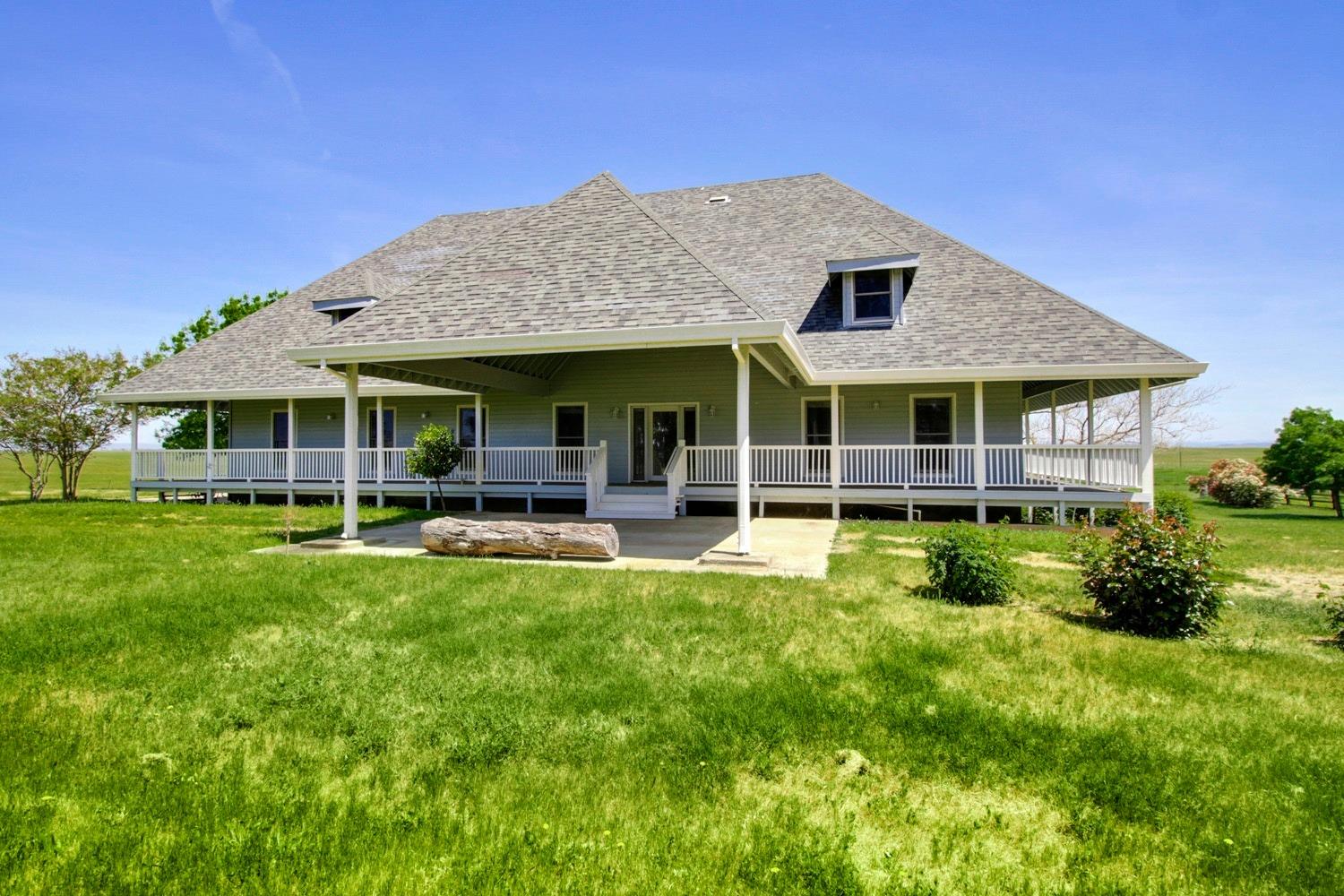 Photo of 9615 Clay Station Rd in Wilton, CA