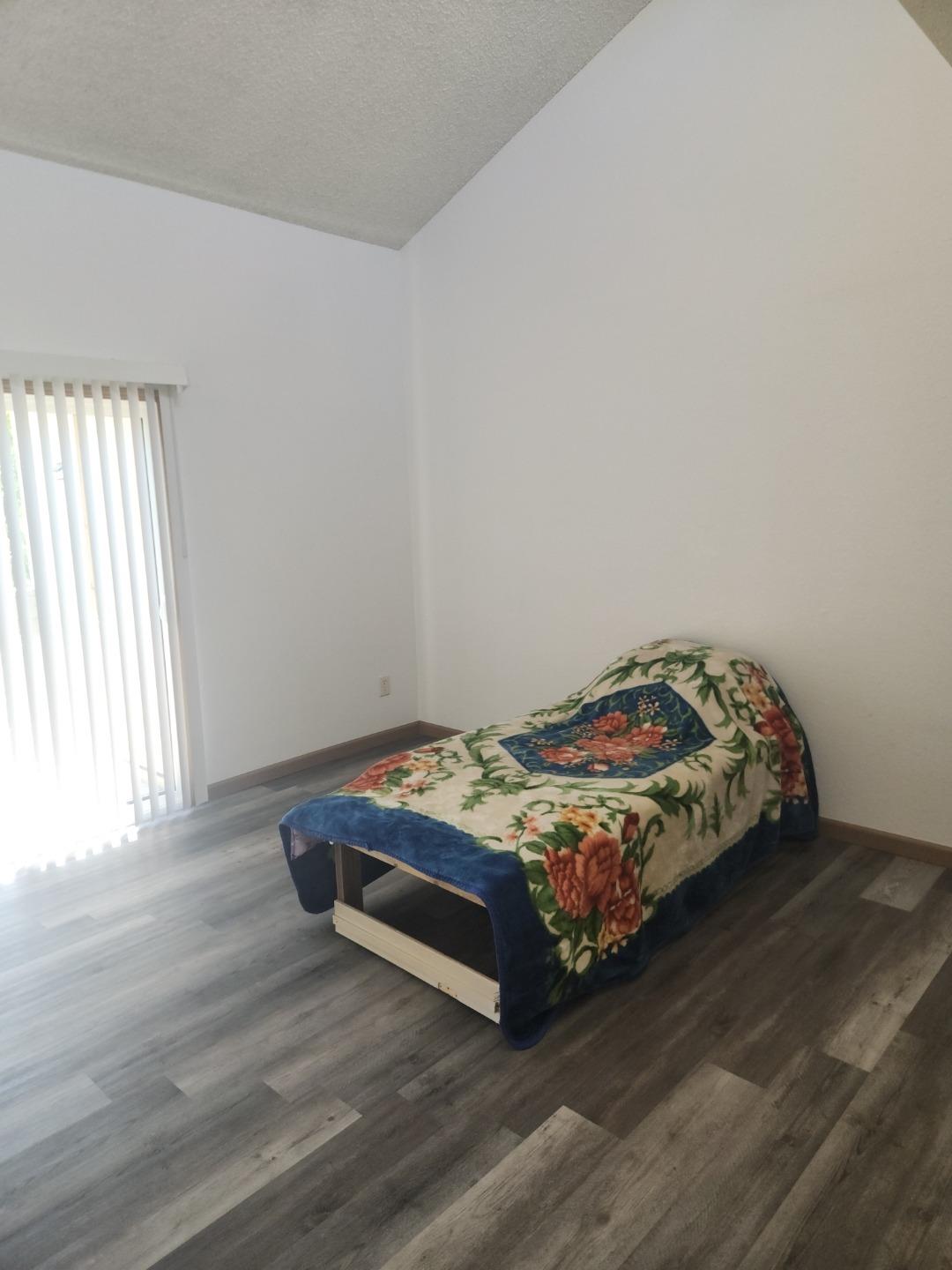 Photo #15: 223065403 Listing: Photo #15