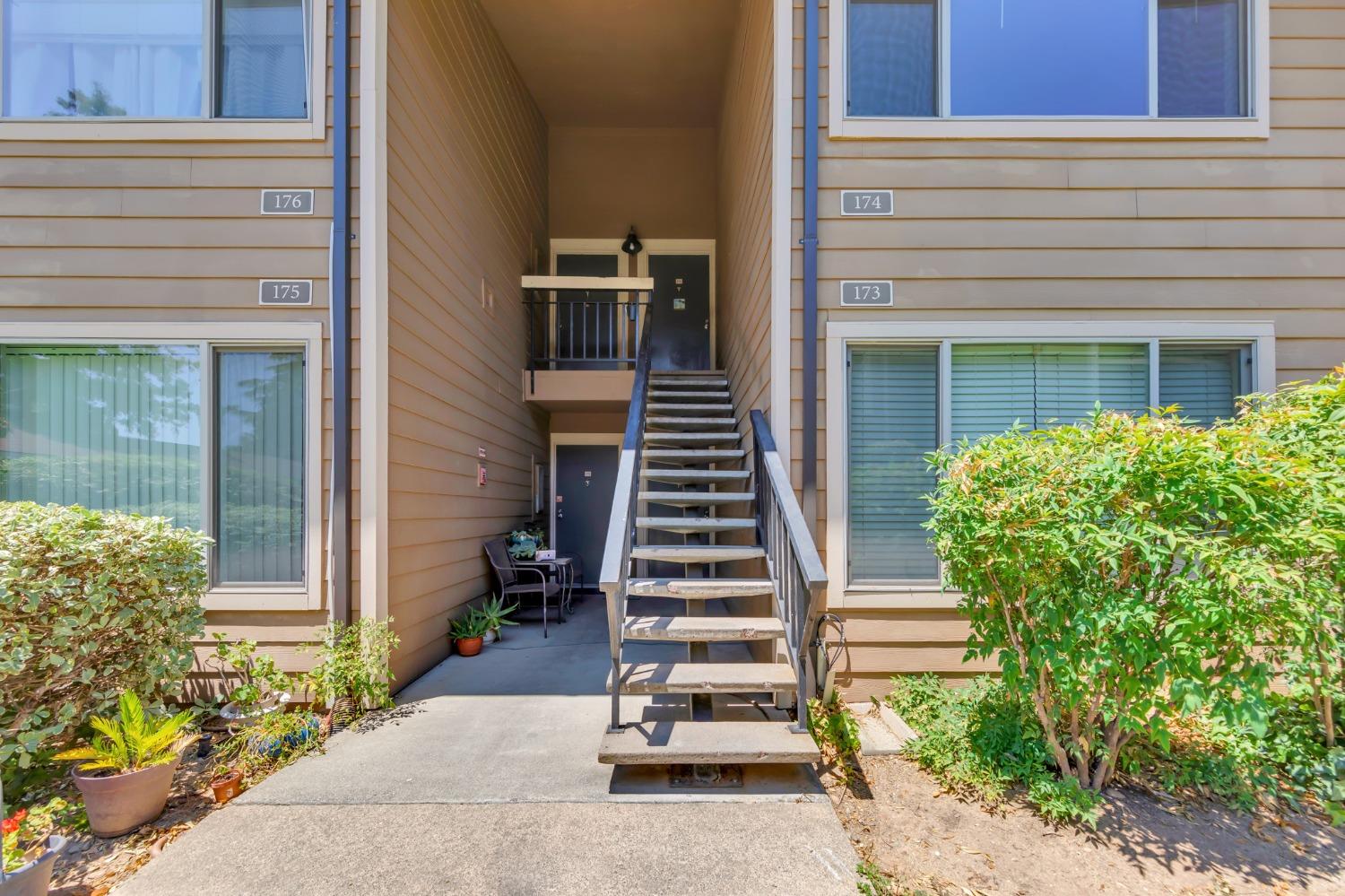 Photo of 9200 Madison Ave #174 in Orangevale, CA
