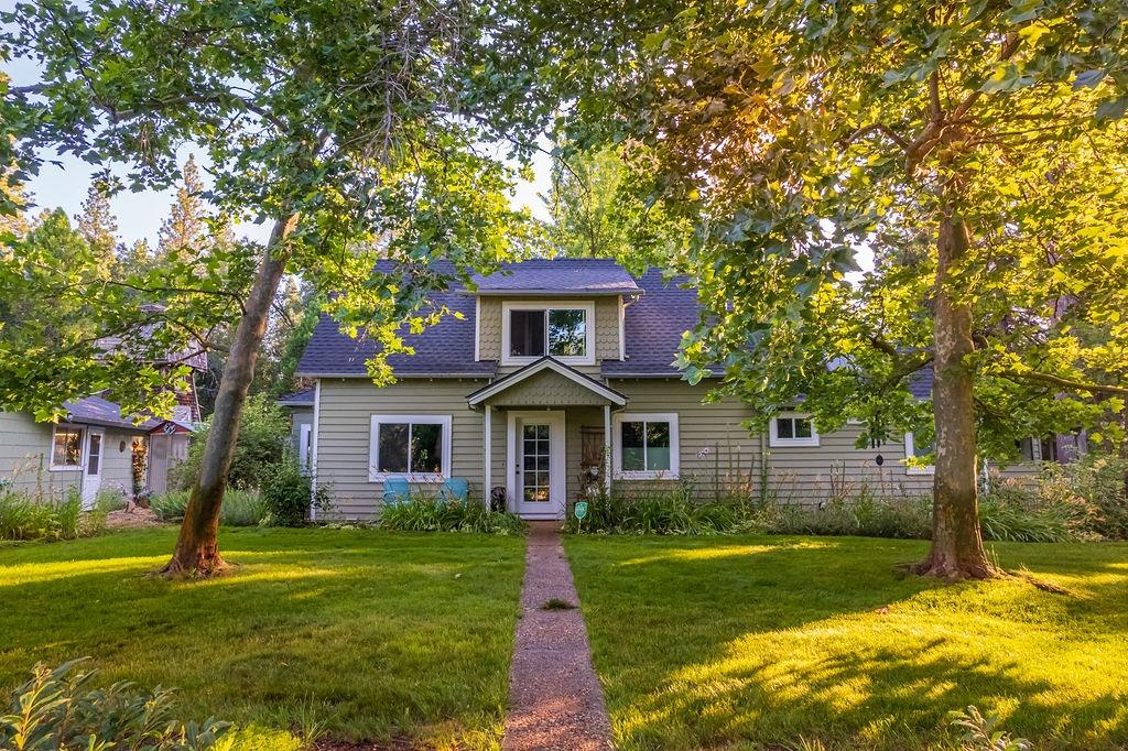 Photo of 15038 Colfax Hwy in Grass Valley, CA
