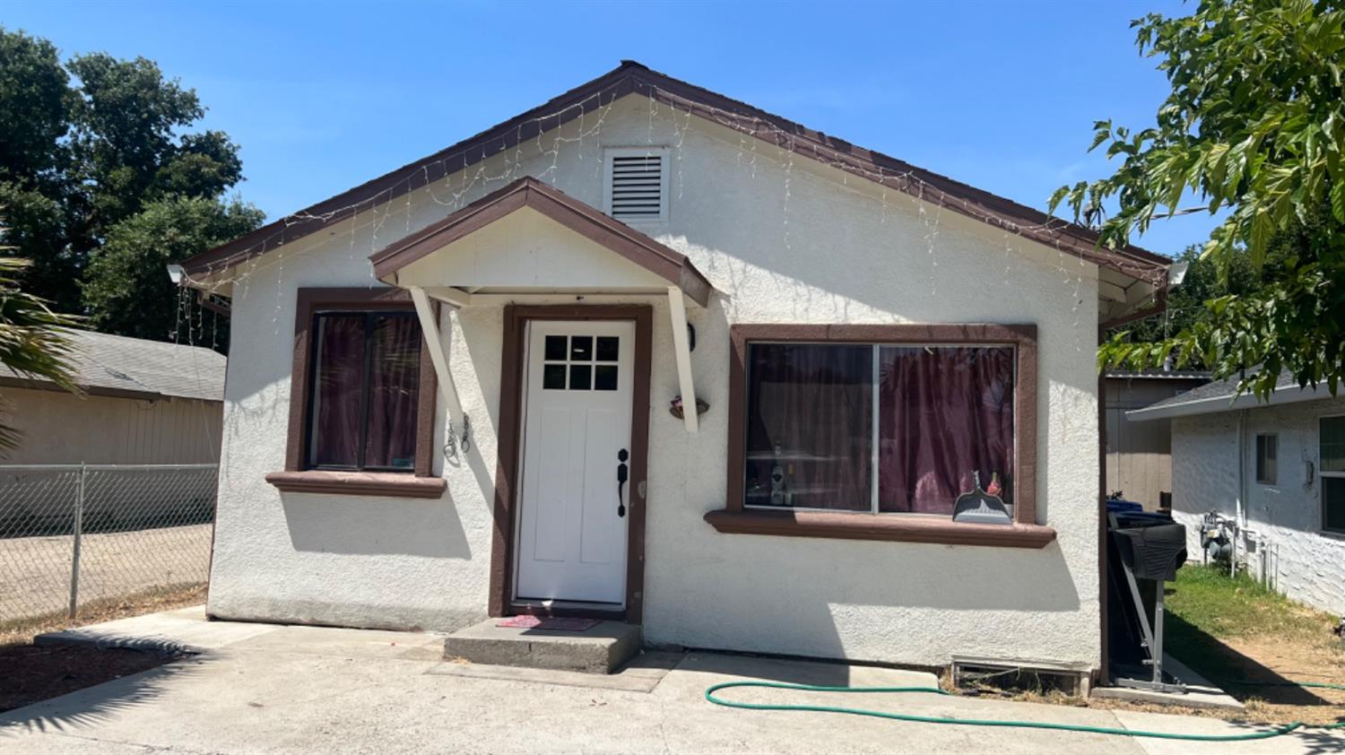Photo of 516-518 Second St in Galt, CA