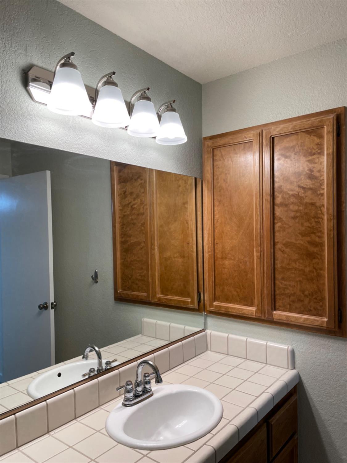 Photo #13: 223059339 Listing: Photo #13