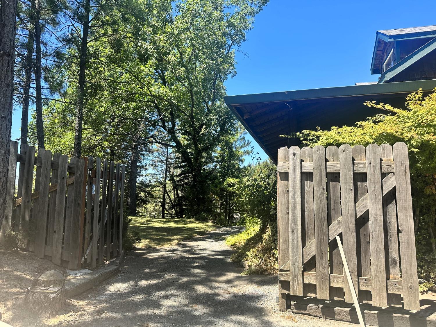 Boole Road, Applegate, California image 18