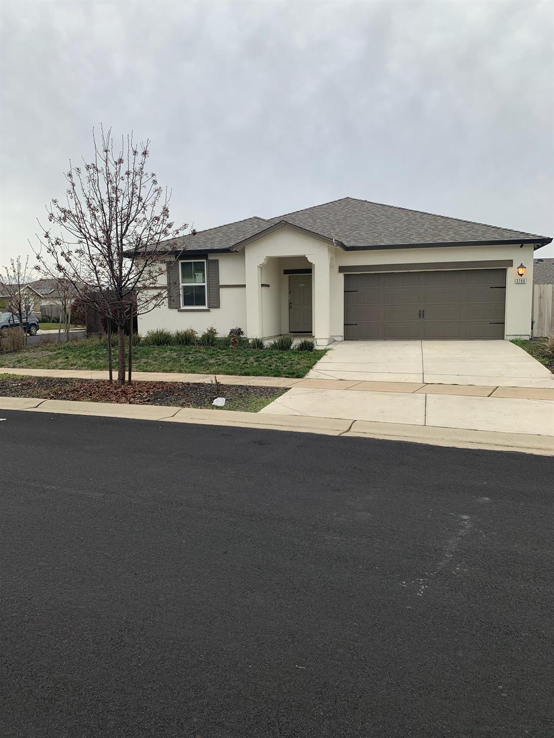 Photo of 3766 Partridge Pky in Olivehurst, CA