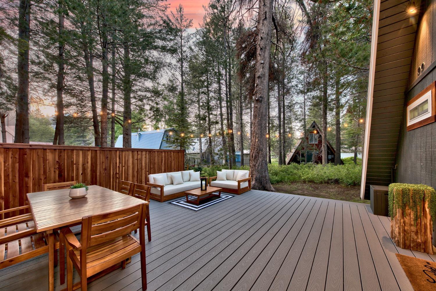 Detail Gallery Image 8 of 32 For 2704 Elati St, South Lake Tahoe,  CA 96150 - 2 Beds | 1 Baths