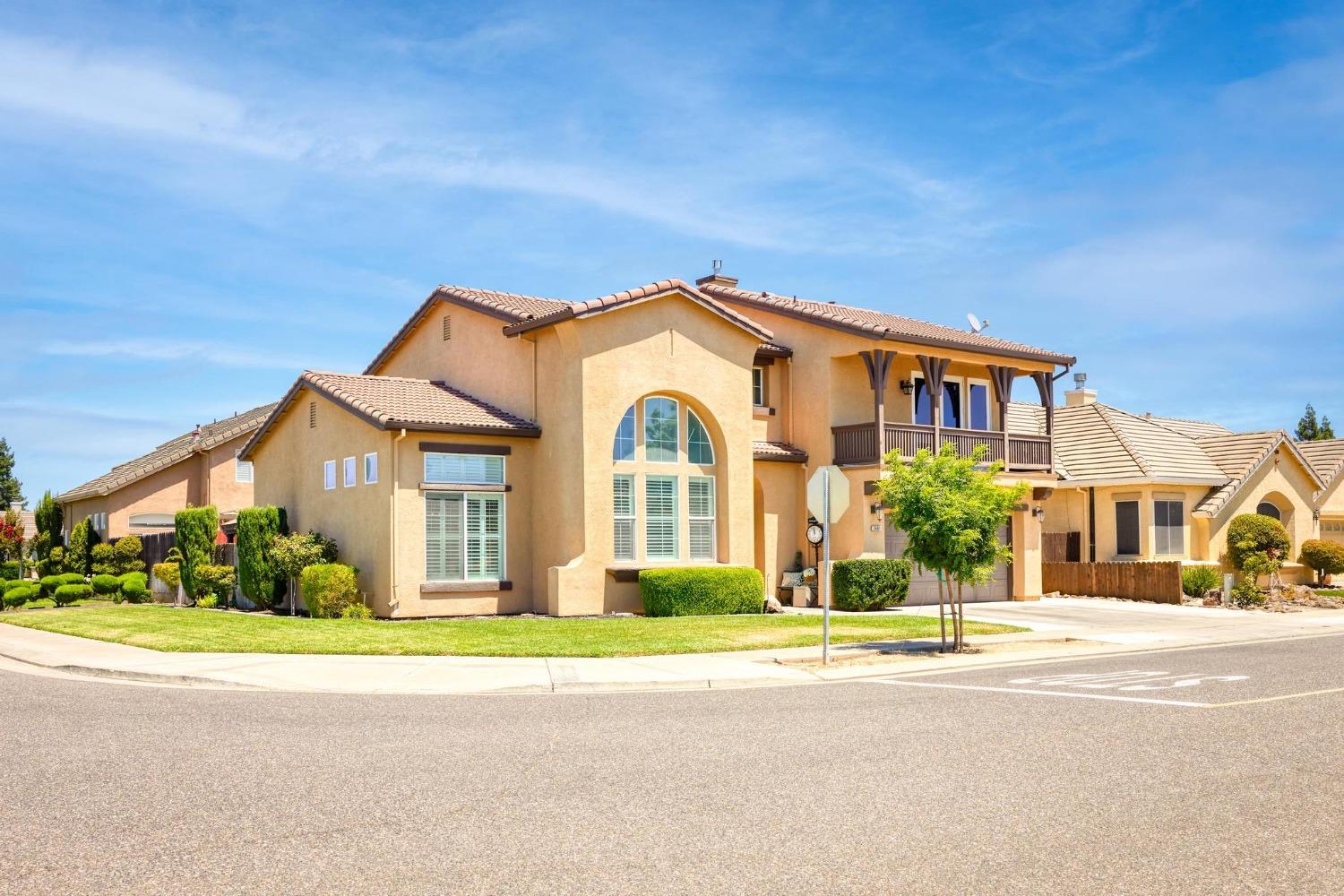 Photo of 2401 Jessica Cir in Escalon, CA