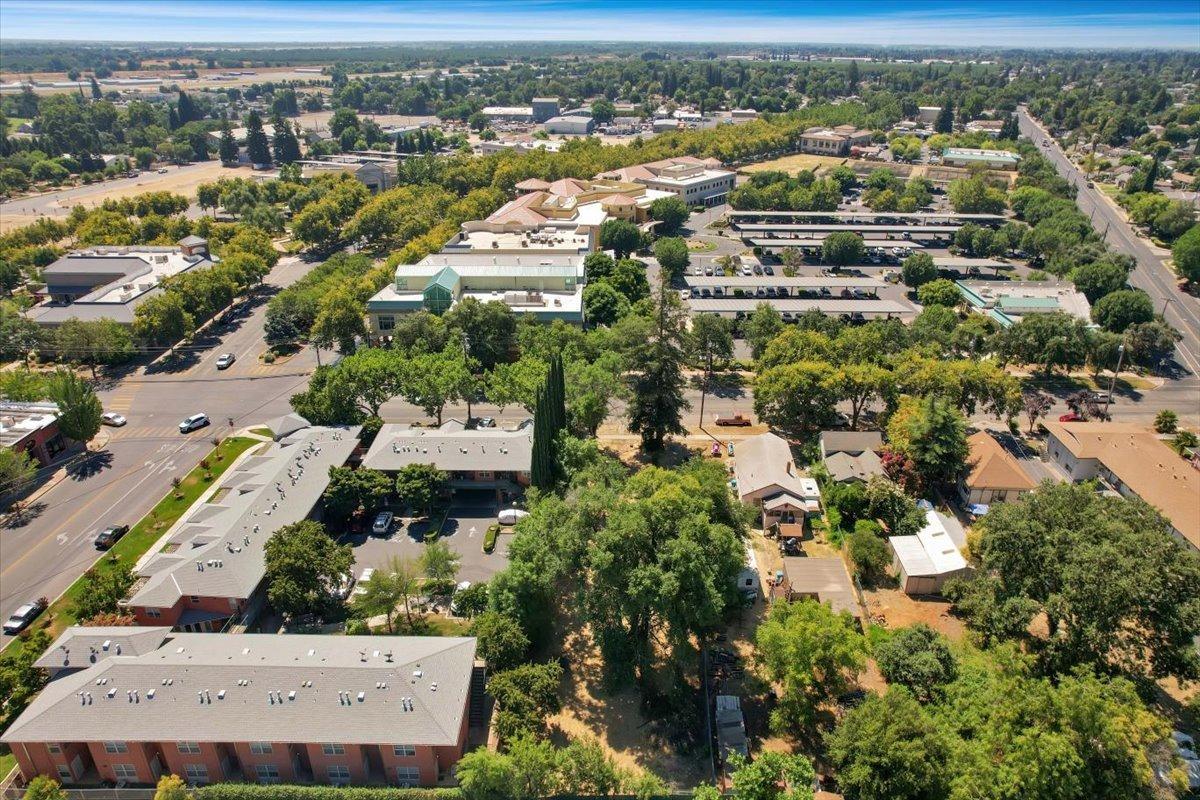 B Street, Yuba City, California image 13