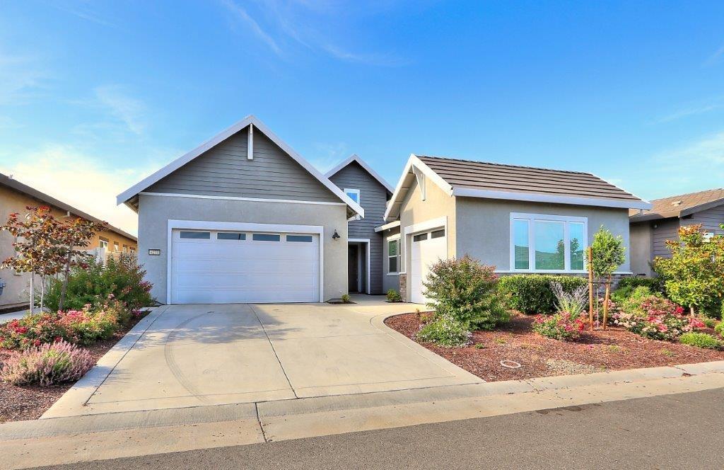 Photo of 6273 Element Ln in Roseville, CA