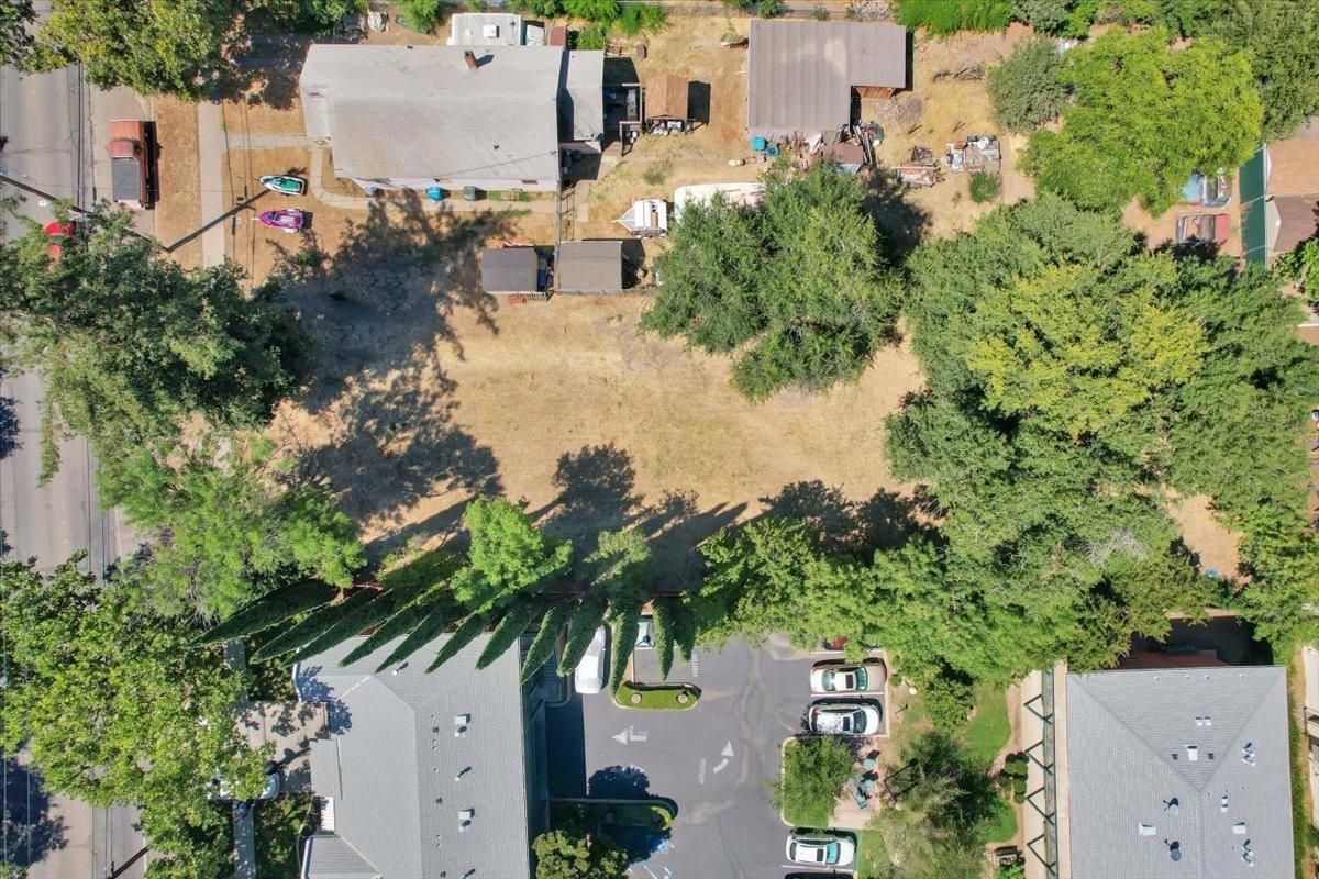 B Street, Yuba City, California image 11