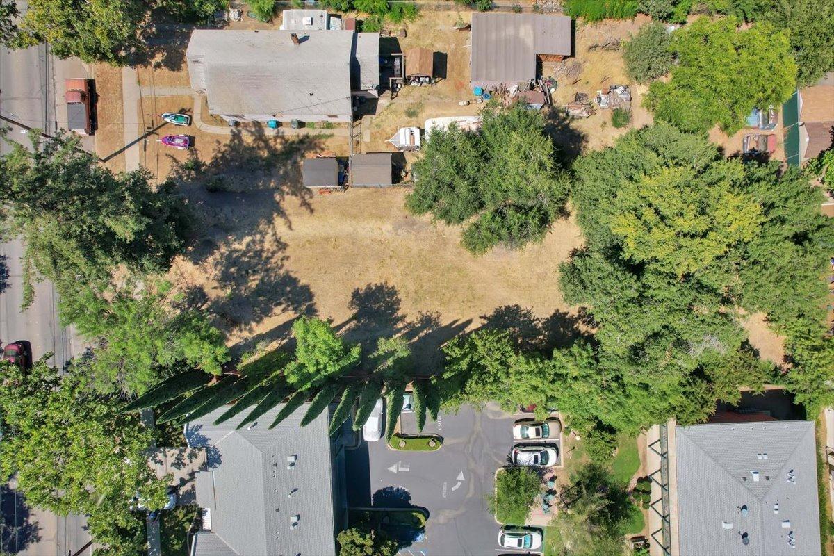 B Street, Yuba City, California image 9