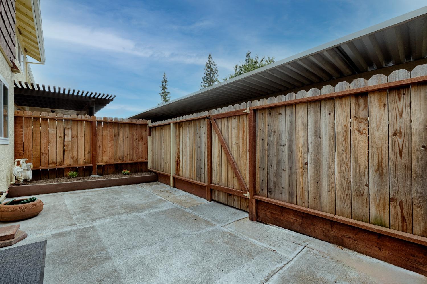 Photo #31: 223063716 Listing: Photo #31