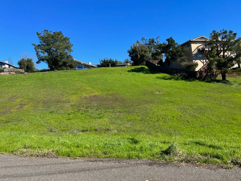 Photo of Cliffland Ave in Oakland, CA