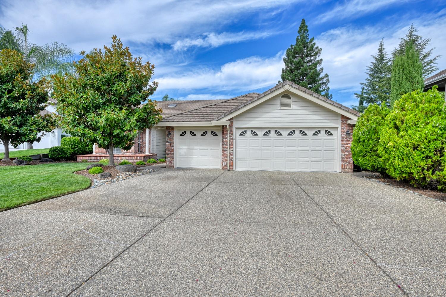 Trimotor Court, Fair Oaks, California image 43