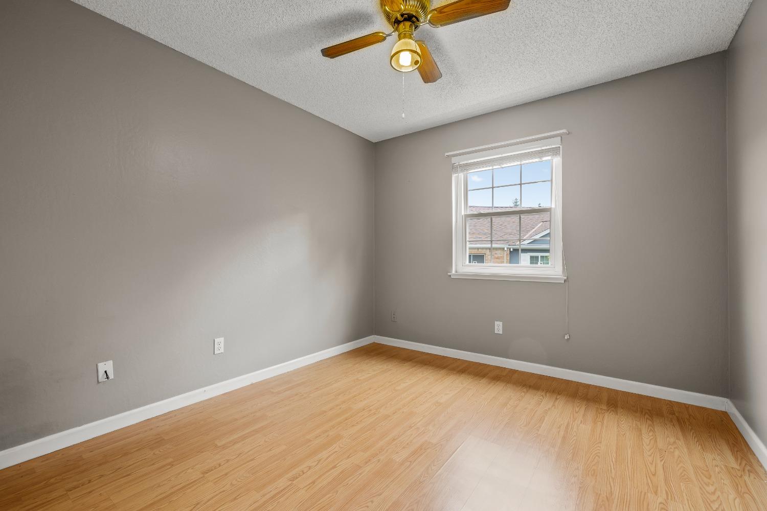 Photo #28: 223063716 Listing: Photo #28