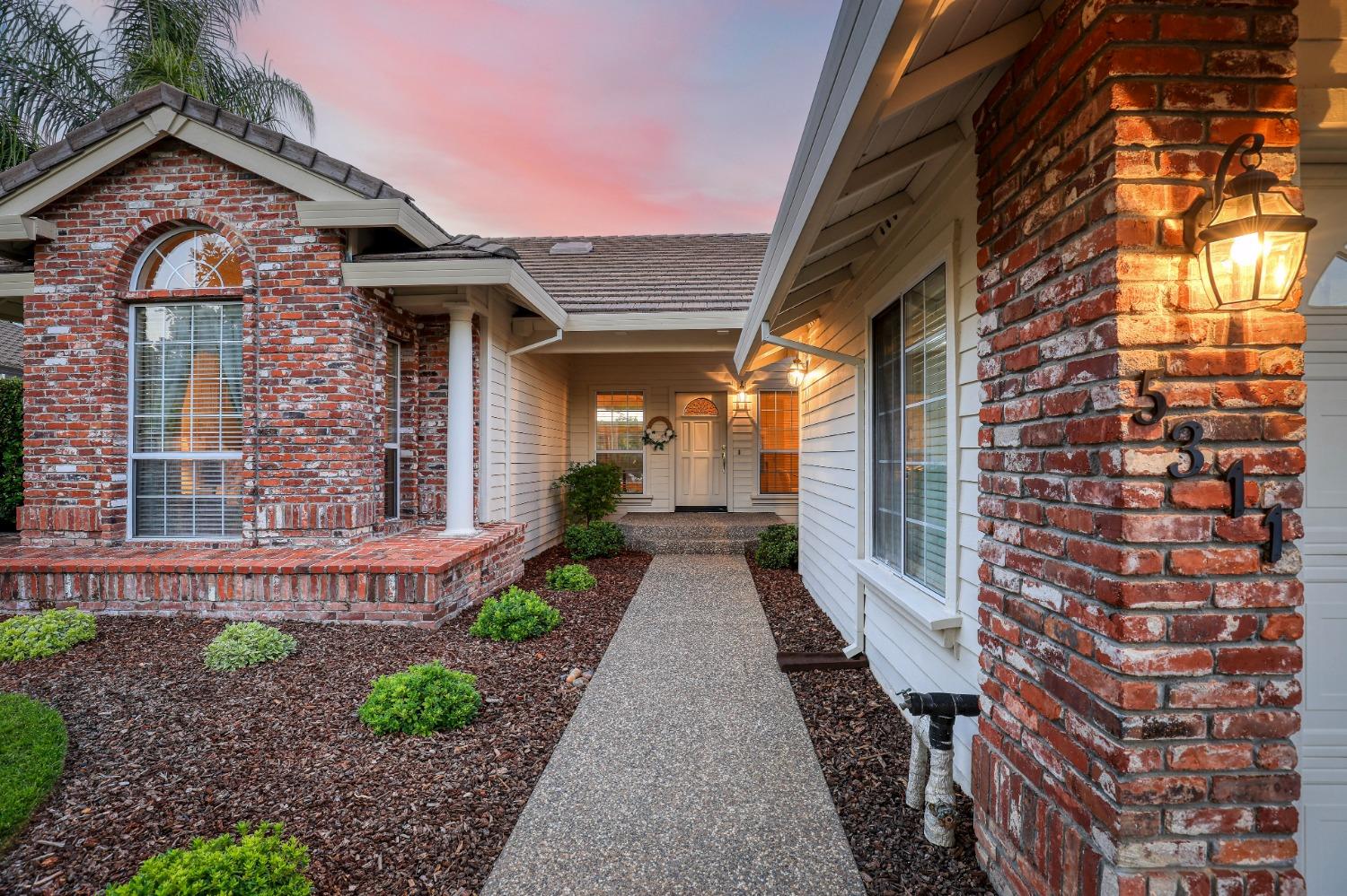 Trimotor Court, Fair Oaks, California image 38