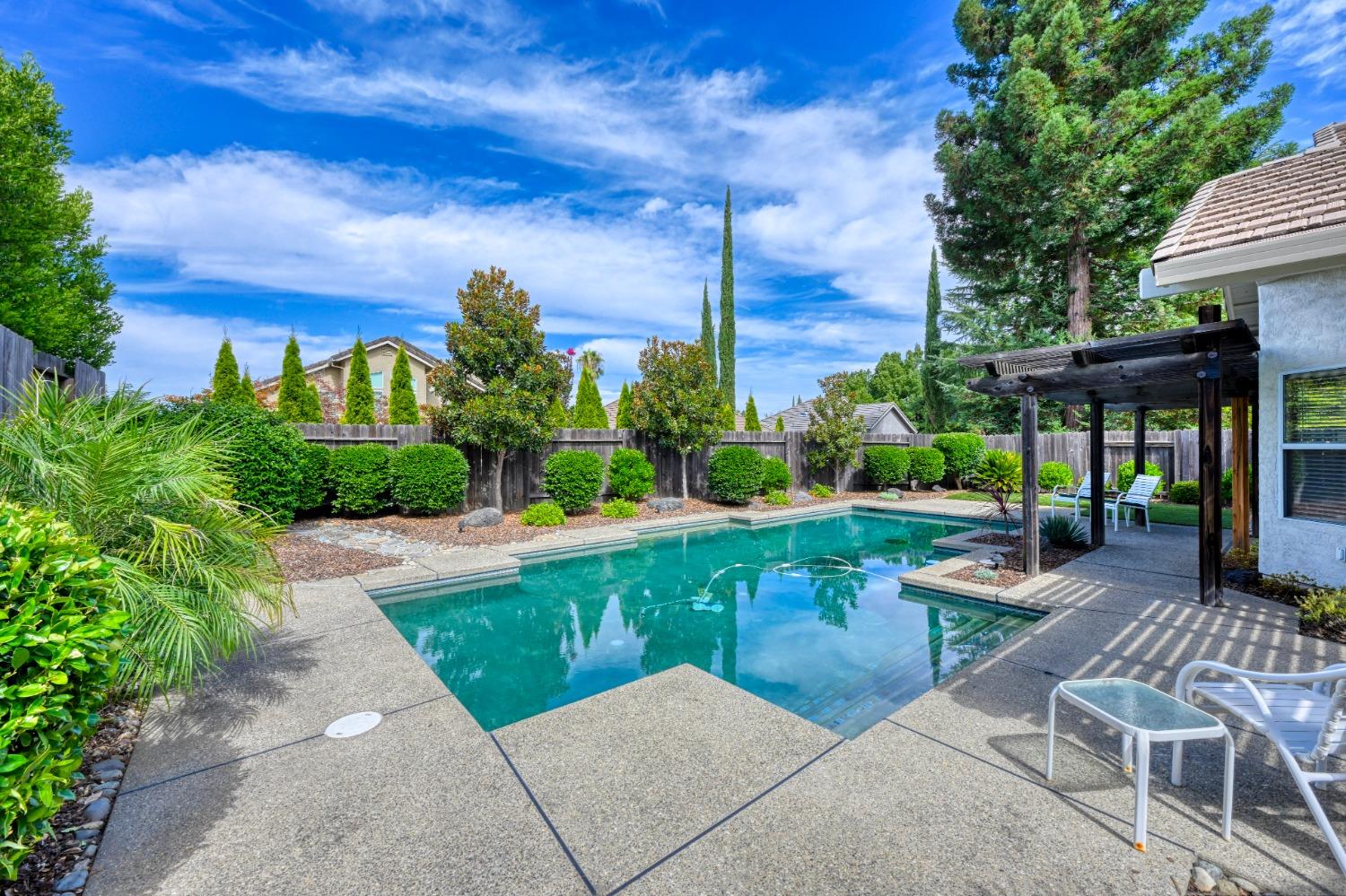 Trimotor Court, Fair Oaks, California image 5