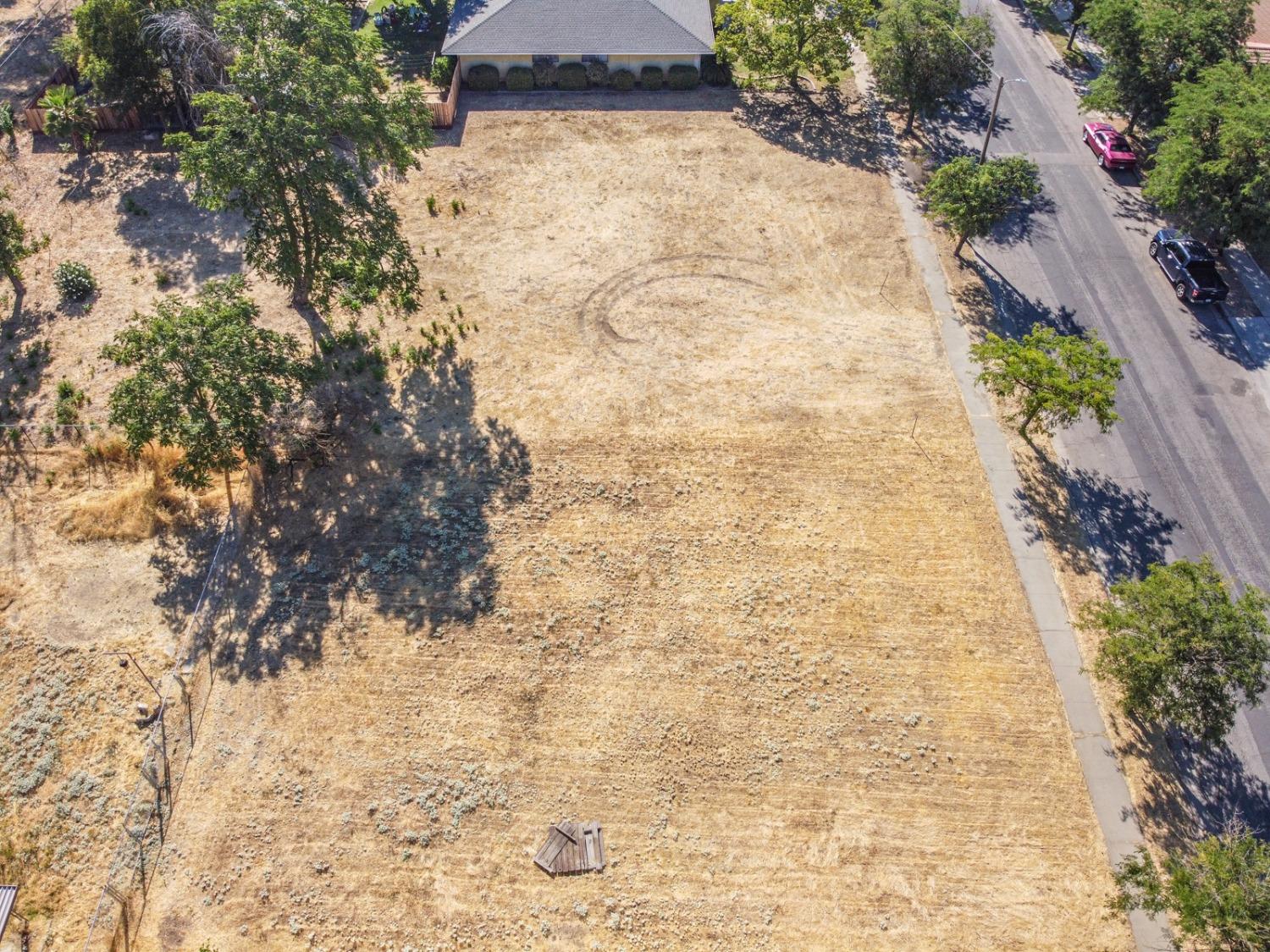 W 10th Street, Merced, California image 3