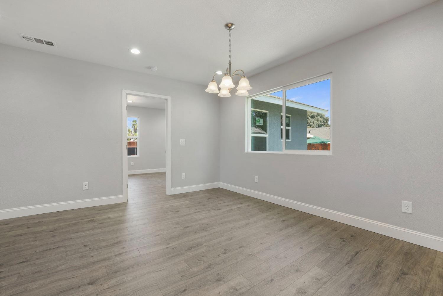 Detail Gallery Image 16 of 33 For 239 Bardo Ave, Oakdale,  CA 95361 - 3 Beds | 2 Baths