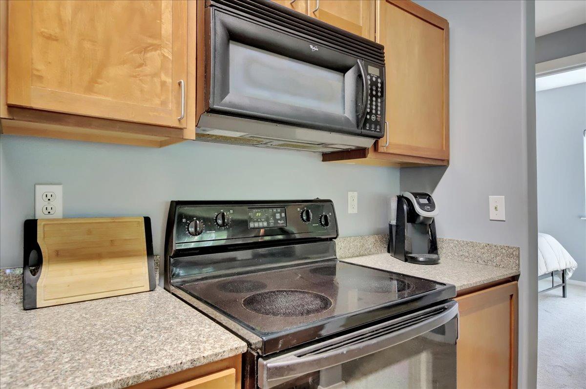Photo #23: 223072905 Listing: Photo #23