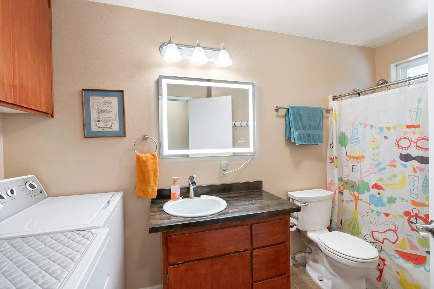 Photo #15: 223073760 Listing: Photo #15
