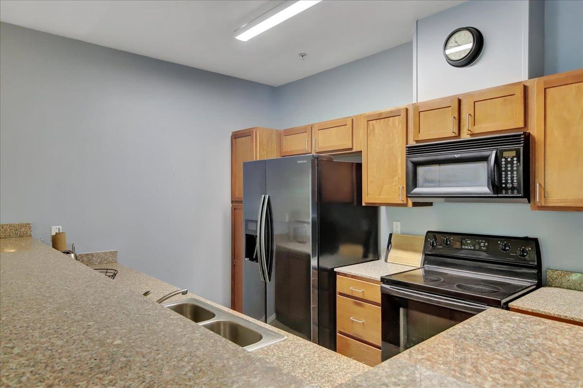 Photo #18: 223072905 Listing: Photo #18
