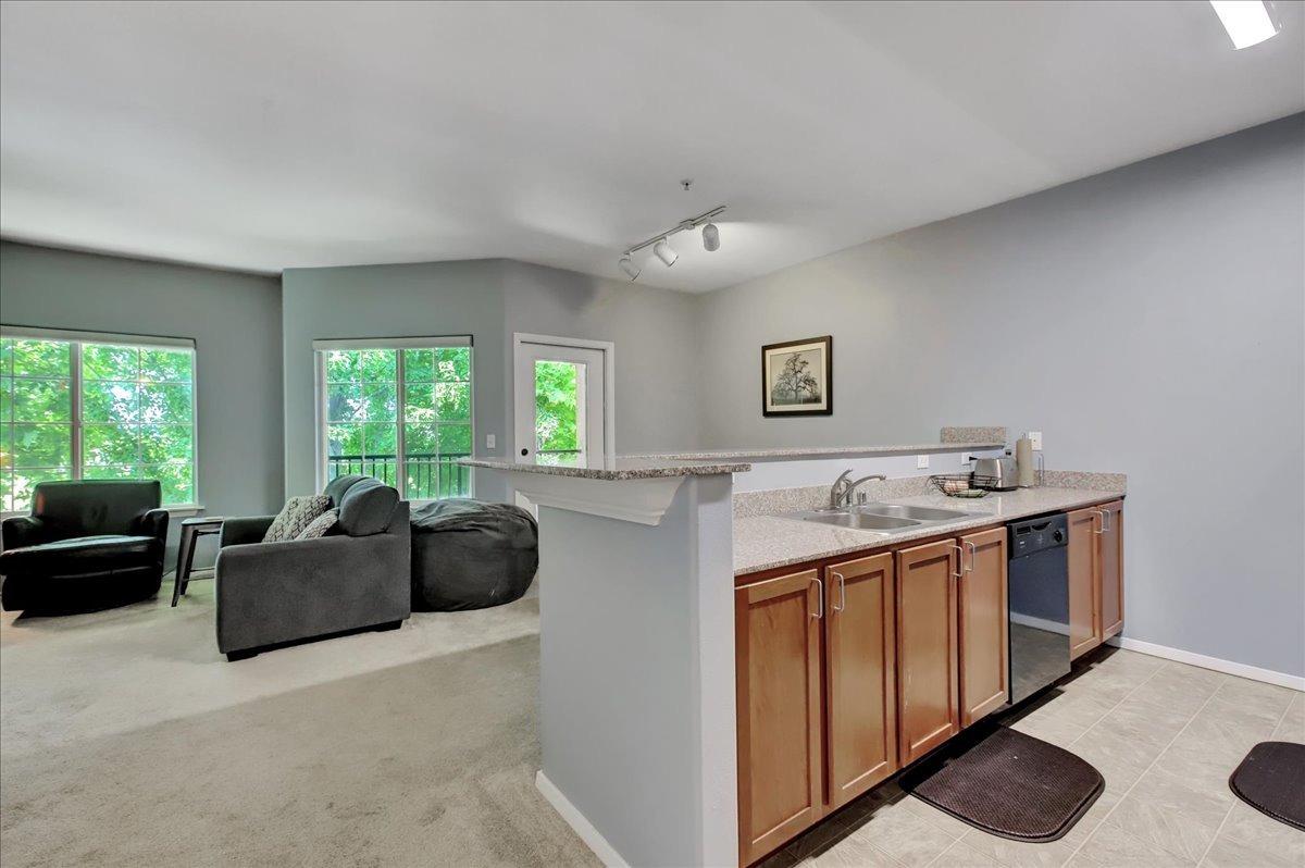 Photo #27: 223072905 Listing: Photo #27