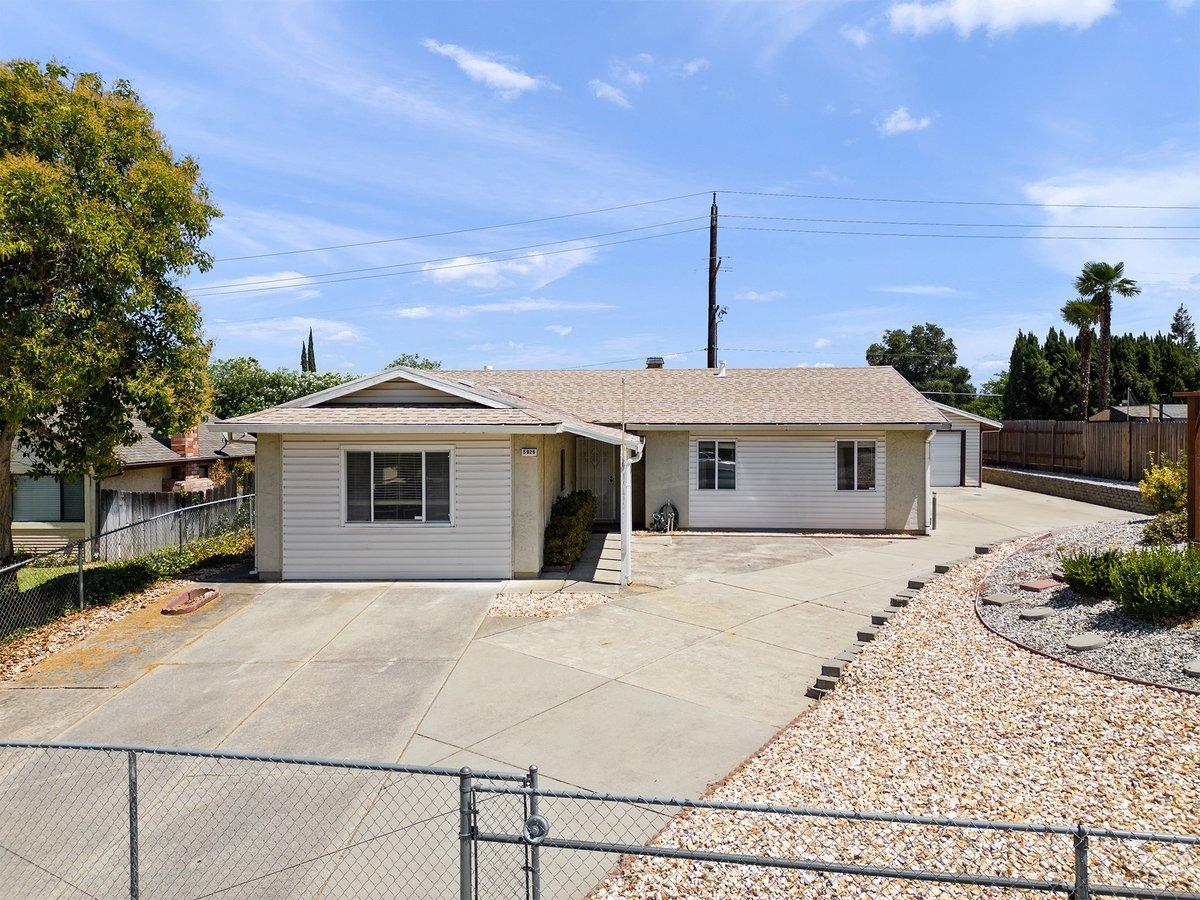 Photo of 5926 Himalaya Wy in Citrus Heights, CA