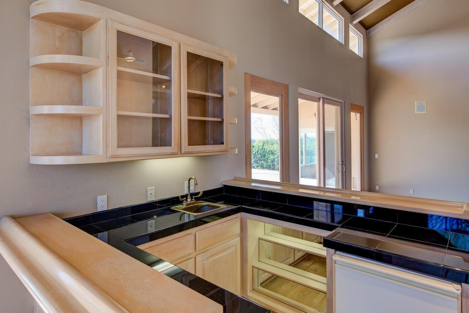 Detail Gallery Image 14 of 67 For 7402 Perry Creek Rd, Somerset,  CA 95684 - 4 Beds | 3/1 Baths