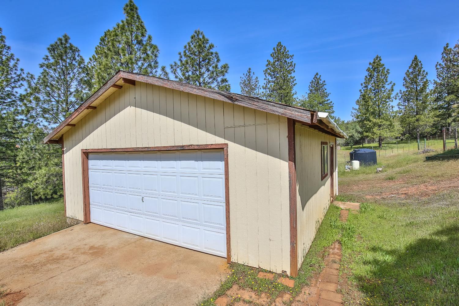 Detail Gallery Image 18 of 43 For 105 Top View Ct, Oroville,  CA 95966 - 3 Beds | 2 Baths