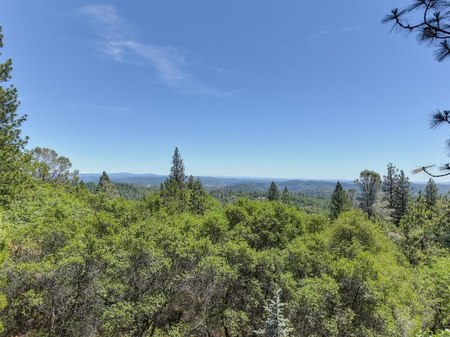 Photo of 15395 Lake Arthur Rd in Auburn, CA