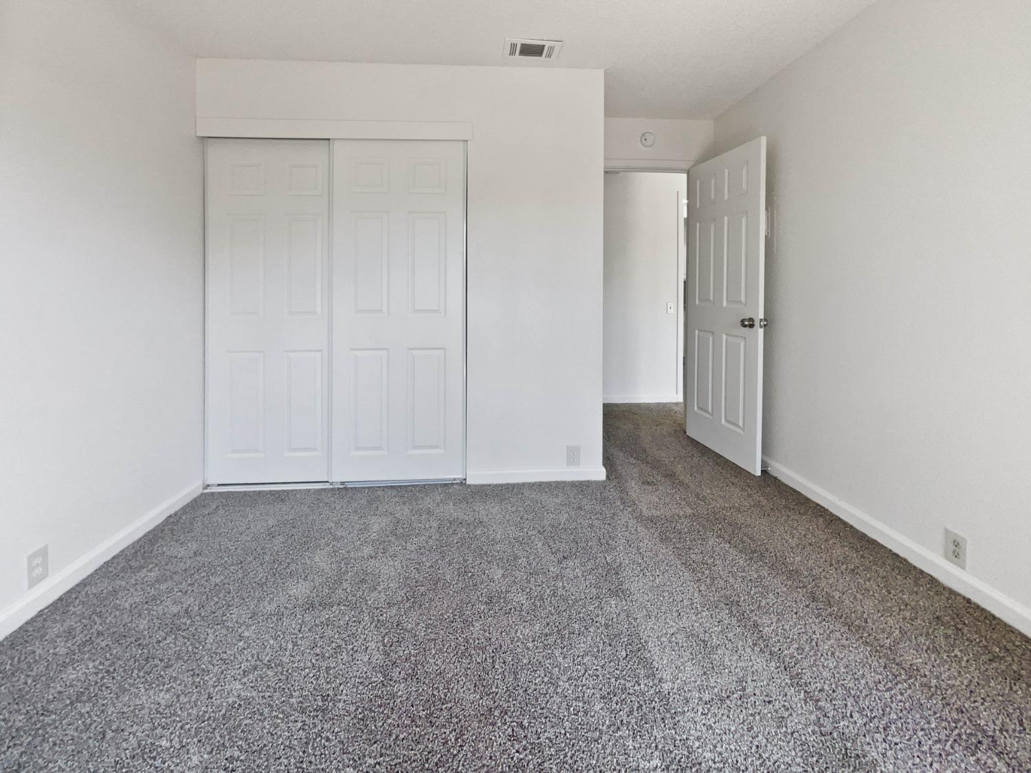 Photo #19: 223074048 Listing: Photo #19