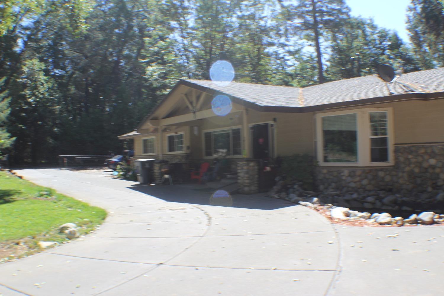 Photo of 22620 Foresthill Rd in Foresthill, CA