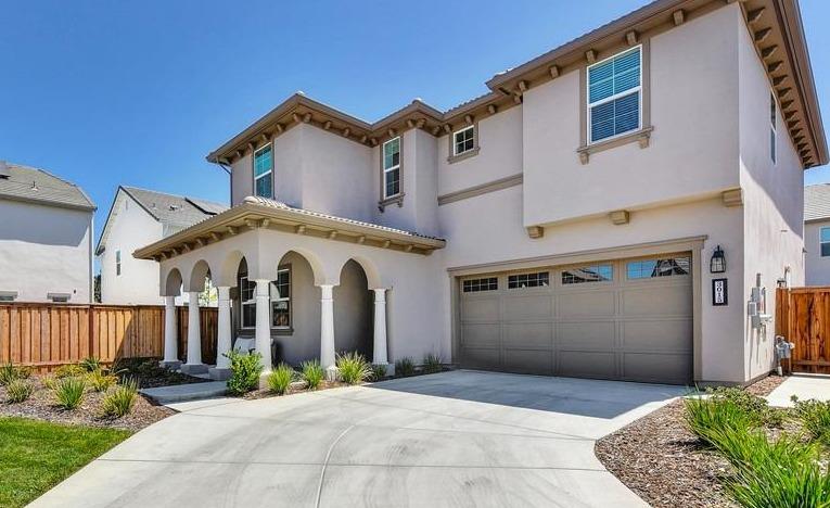 Photo of 3015 Huntington Wy in Sacramento, CA