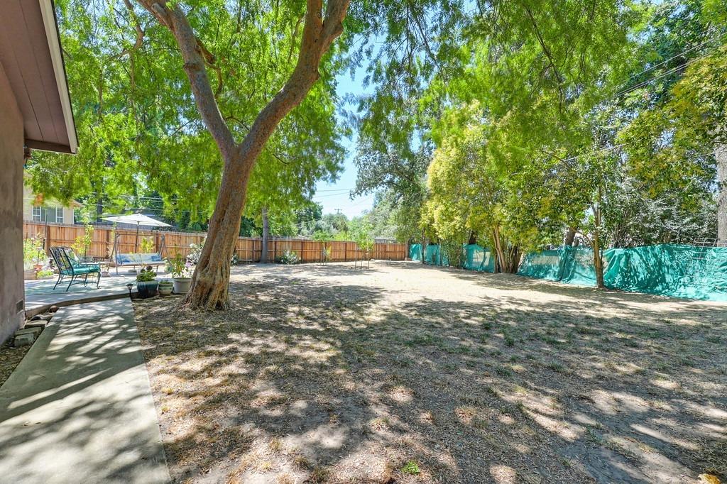 Memory Way, Fair Oaks, California image 37