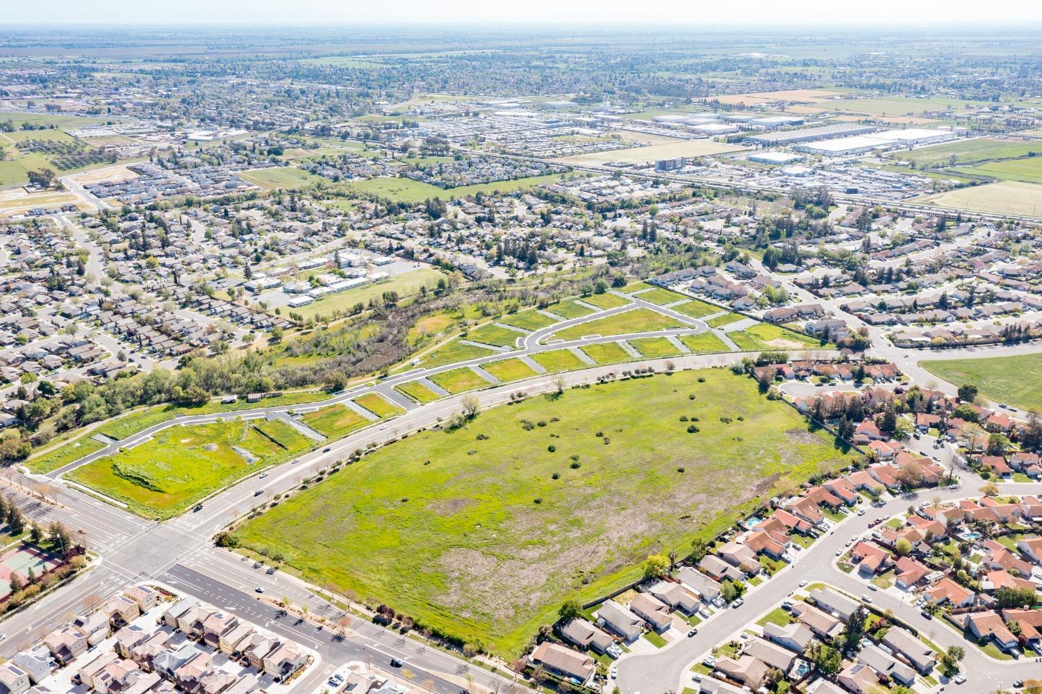 Photo of Walnut Ave in Galt, CA
