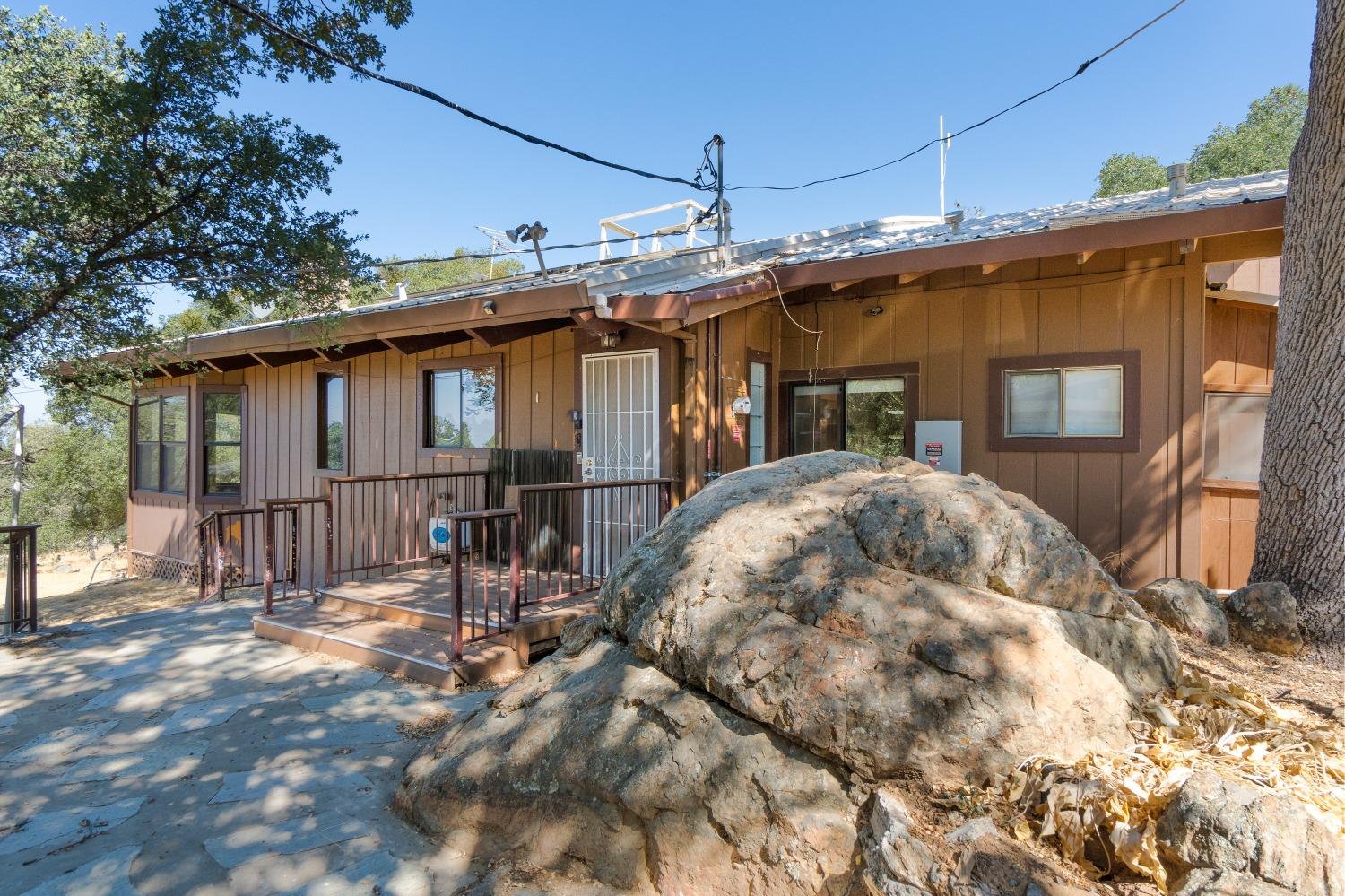 Photo of 5775 Quartz Dr in El Dorado, CA