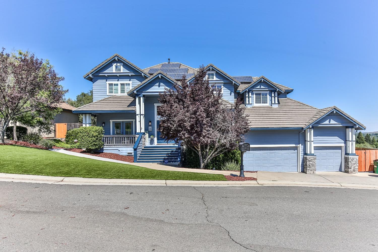 Photo of 435 Cragmont Ct in Cameron Park, CA